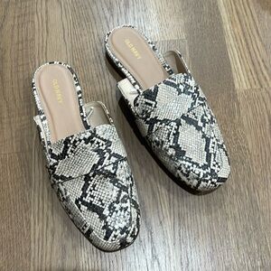 Old Navy Snakeskin Slip On Mules